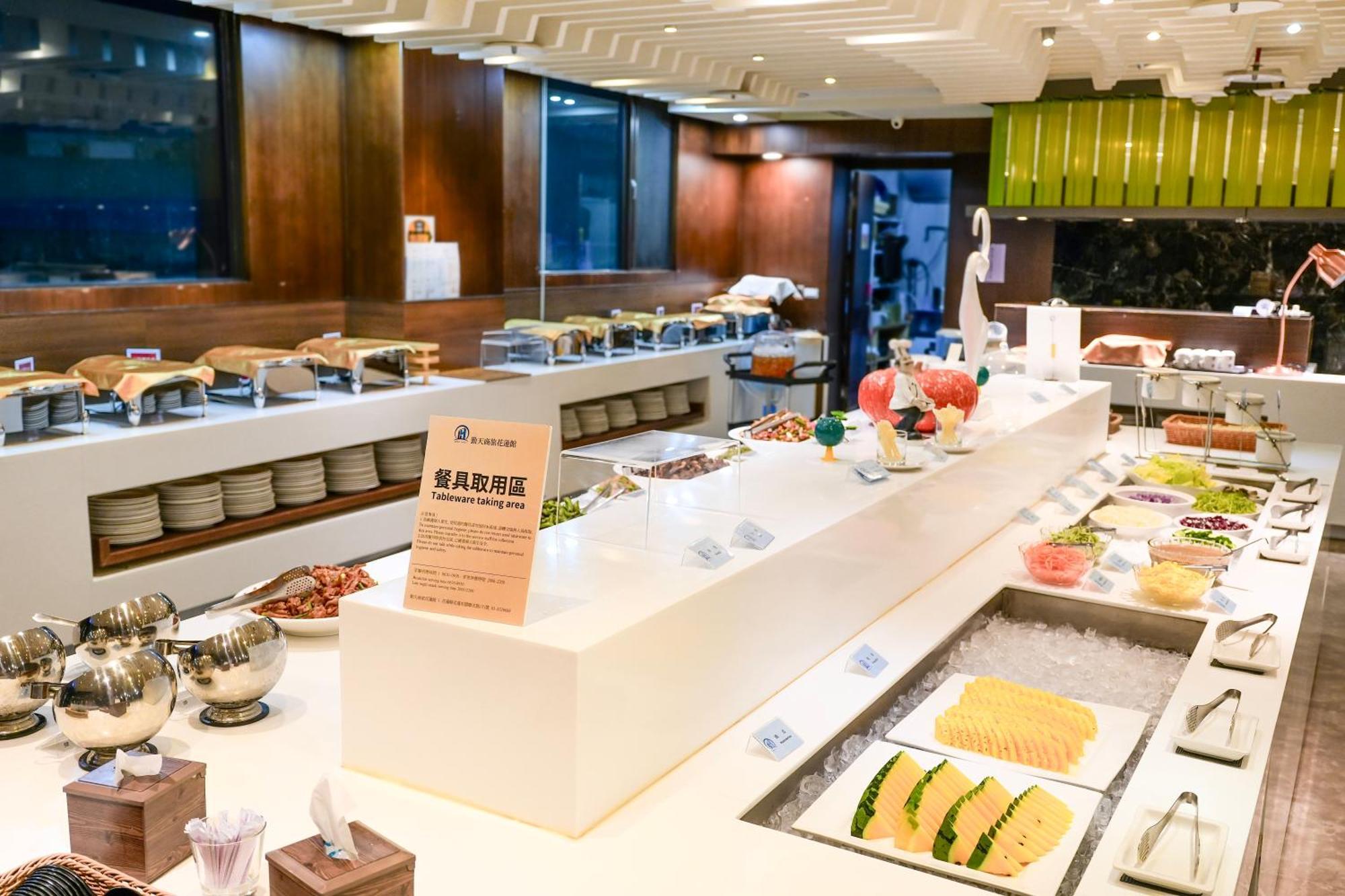 Hiyeshotel勤天商旅-花蓮館 Hualien Eksteriør billede