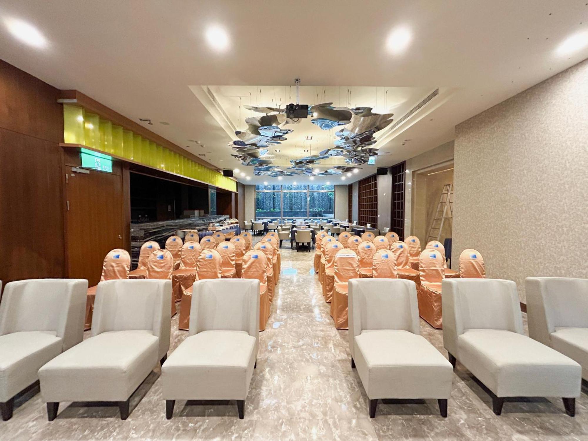 Hiyeshotel勤天商旅-花蓮館 Hualien Eksteriør billede