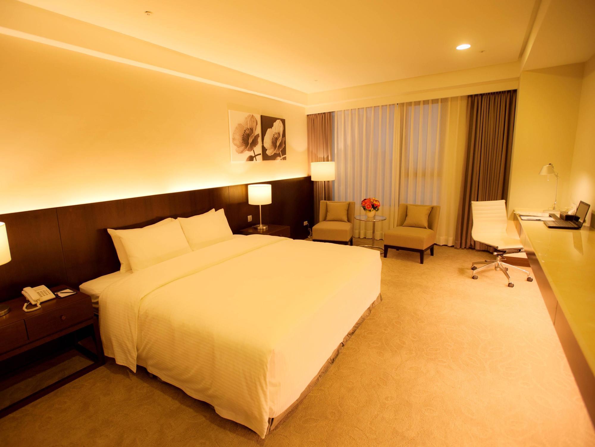 Hiyeshotel勤天商旅-花蓮館 Hualien Eksteriør billede