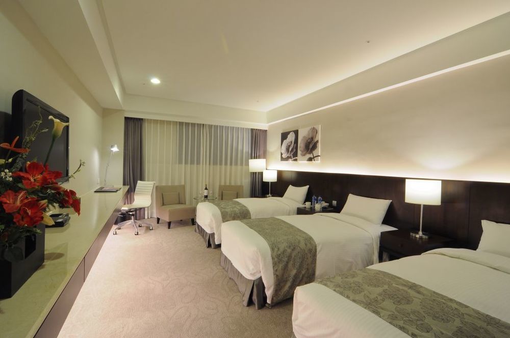Hiyeshotel勤天商旅-花蓮館 Hualien Eksteriør billede